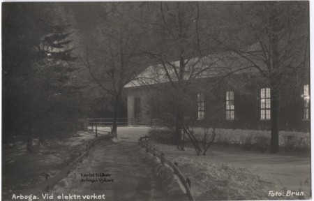 7.Elverket vid Herrgårdsbron. Arbogaborna bestämde sig för att bygga sig en kraftstation i samband med att staden i samma veva började bygga ut vatten- och avloppsnäten i Arboga. Byggnadsår 1897-1899 KÄLLA: BBR 